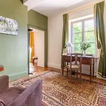 D'hotes Vichy : Chateau De Bed and Breakfast Charmeil