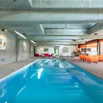 D'hotes Vichy : Chateau De Bed and Breakfast 4*