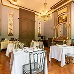 D'hotes Vichy : Chateau De Bed and Breakfast 4*