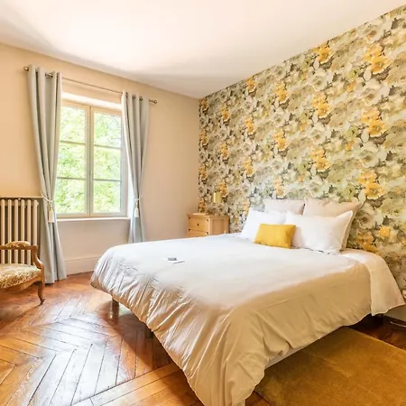 D'hotes Vichy : Chateau De Отель типа 