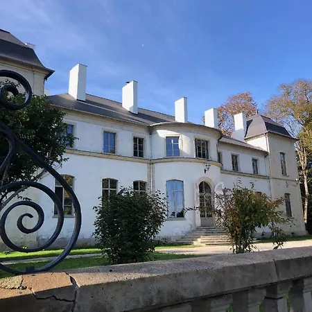 D'hotes Vichy : Chateau De Отель типа 