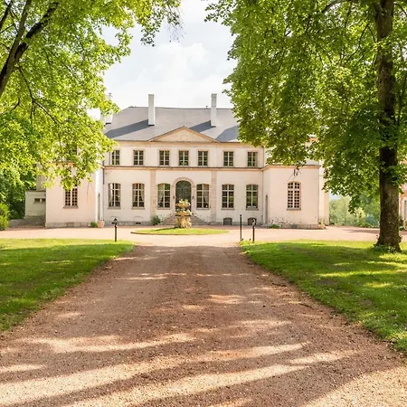 Chateau De Charmeil- Vichy D'hotes 4*
