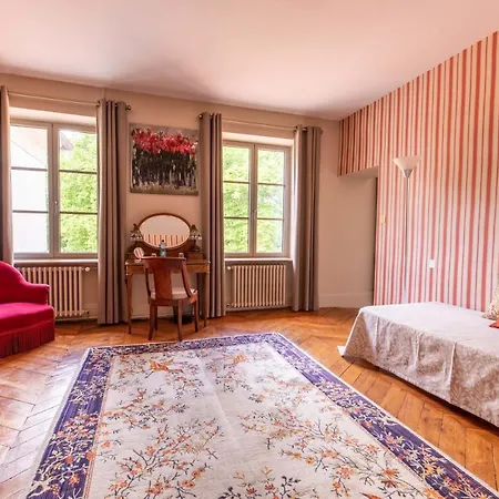 Oda ve Kahvaltı Chateau De Charmeil- Vichy D'hotes Charmeil