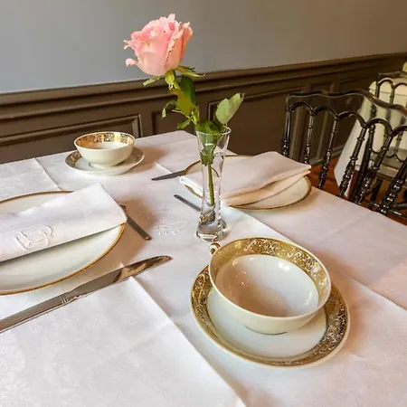 Bed & Breakfast Chateau De Charmeil- Vichy D'hotes