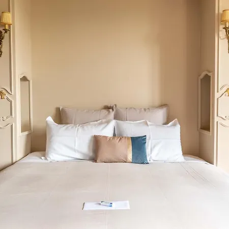 Oda ve Kahvaltı Chateau De Charmeil- Vichy D'hotes