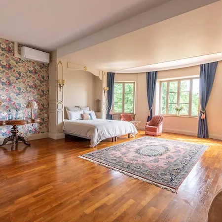 Bed & Breakfast Chateau De Charmeil- Vichy D'hotes