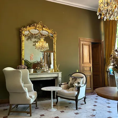 Nocleg ze śniadaniem Chateau De Charmeil- Vichy D'hotes *