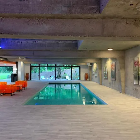 Chateau De Charmeil- Vichy D'hotes Oda ve Kahvaltı Charmeil