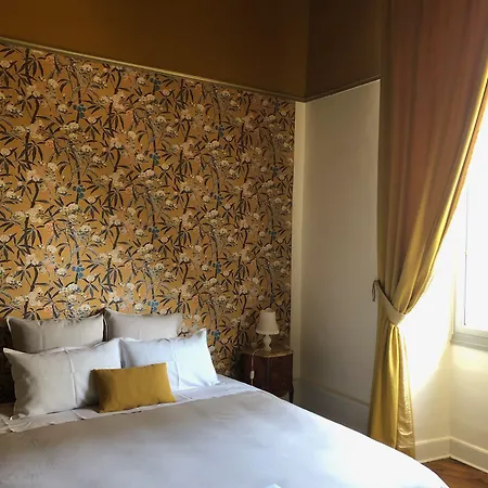 D'hotes Vichy : Chateau De Bed & Breakfast 4*