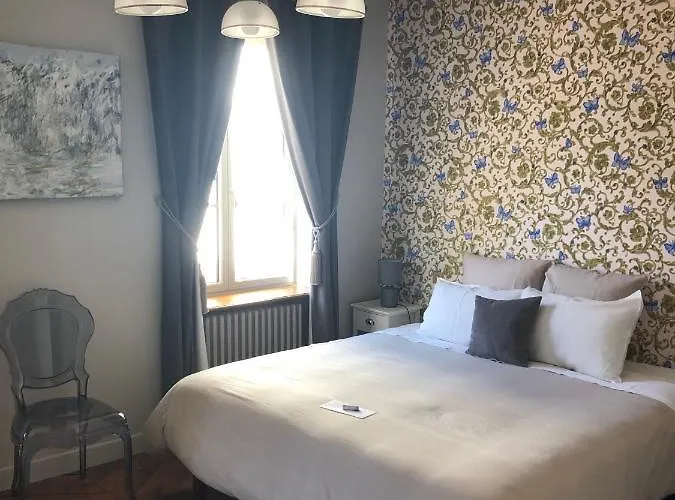 D'hotes Vichy : Chateau De 4*